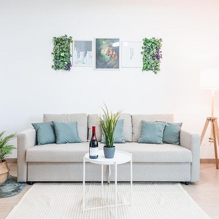 Apulialux - Elegant Apartment Con Netflix バーリ エクステリア 写真