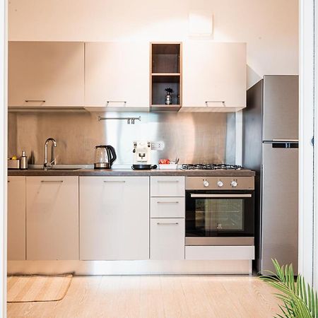 Apulialux - Elegant Apartment Con Netflix バーリ エクステリア 写真