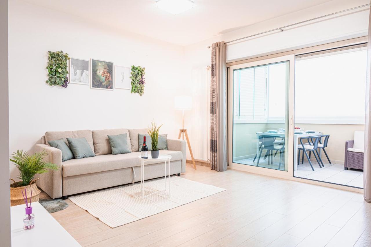 Apulialux - Elegant Apartment Con Netflix バーリ エクステリア 写真