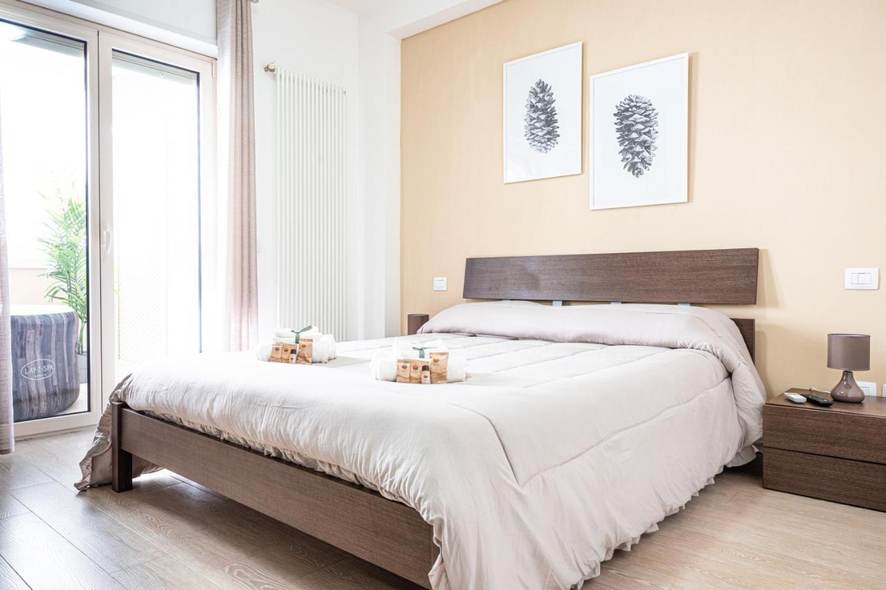 Apulialux - Elegant Apartment Con Netflix バーリ エクステリア 写真