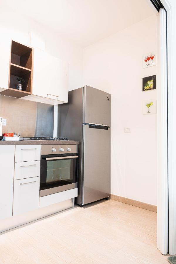 Apulialux - Elegant Apartment Con Netflix バーリ エクステリア 写真